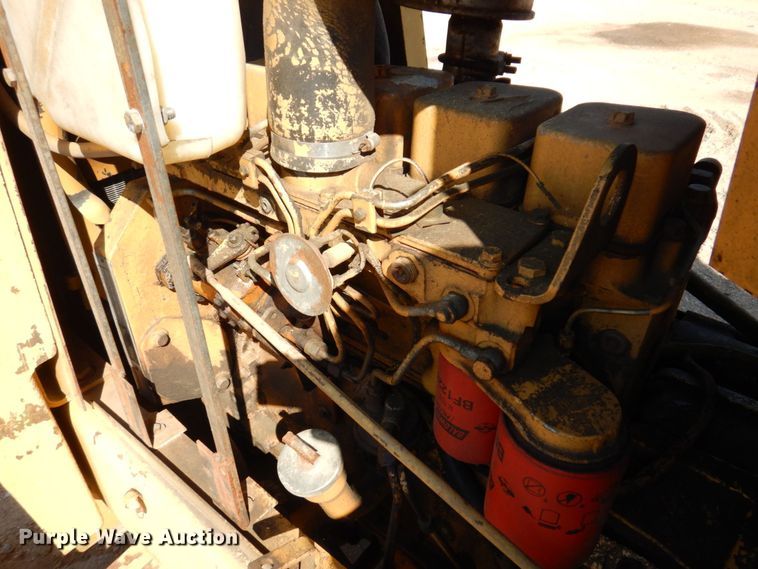 image for item DL3754 Case 585E  forklift