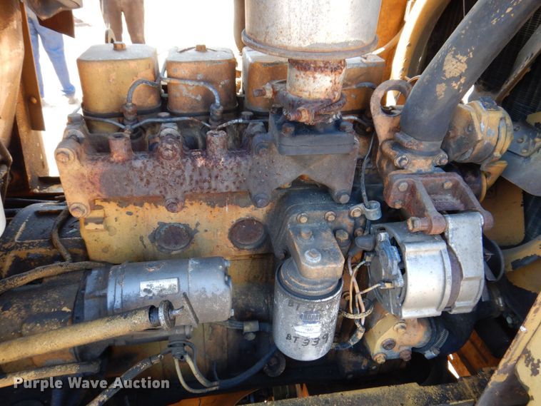 image for item DL3754 Case 585E  forklift