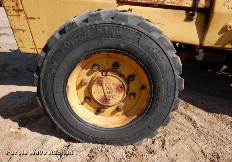 image for item DL3754 Case 585E  forklift