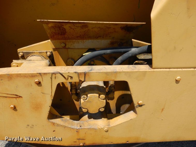 image for item DL3755 Raygo 400A  single drum vibratory roller