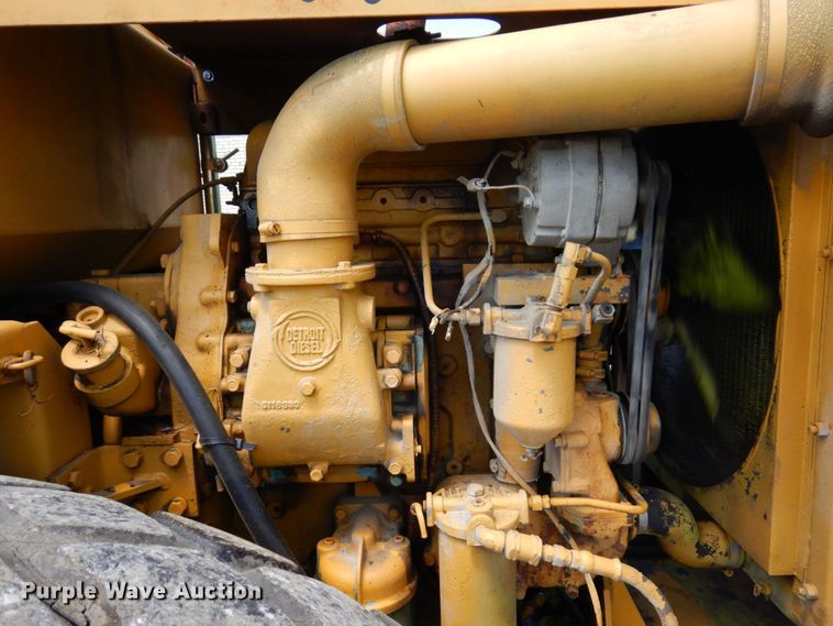 image for item DL3755 Raygo 400A  single drum vibratory roller