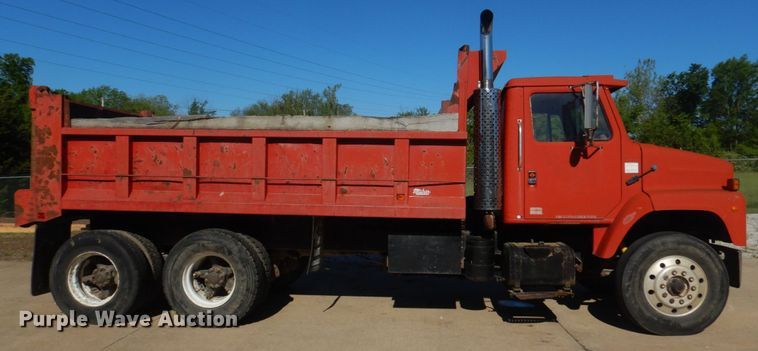 image for item DL4230 1986 International S2300  dump truck