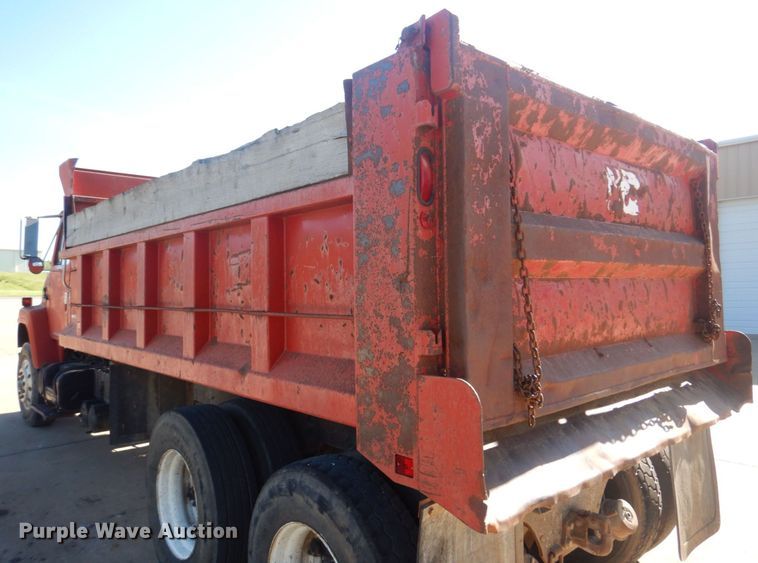 image for item DL4230 1986 International S2300  dump truck