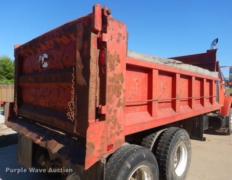 image for item DL4230 1986 International S2300  dump truck
