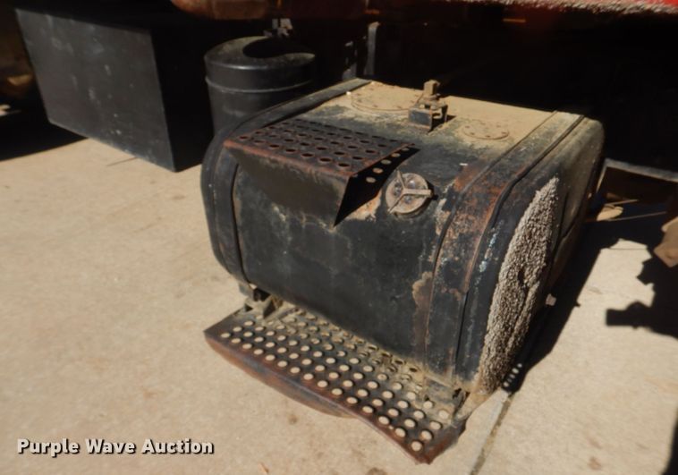 image for item DL4230 1986 International S2300  dump truck