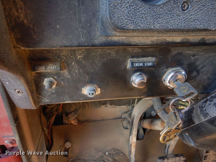 image for item DL4230 1986 International S2300  dump truck