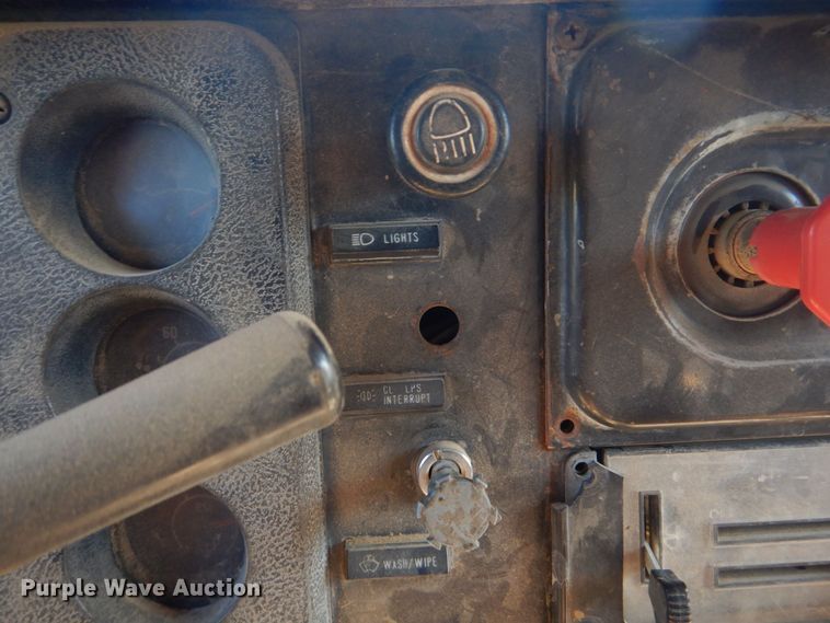 image for item DL4230 1986 International S2300  dump truck