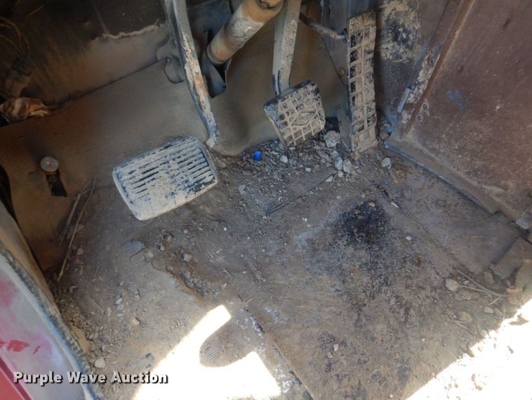 image for item DL4230 1986 International S2300  dump truck