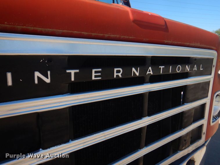 image for item DL4230 1986 International S2300  dump truck