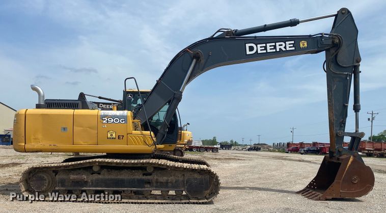 image for item DM4112 2013 John Deere 290GLC  excavator