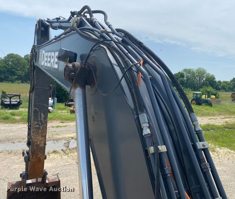 image for item DM4112 2013 John Deere 290GLC  excavator