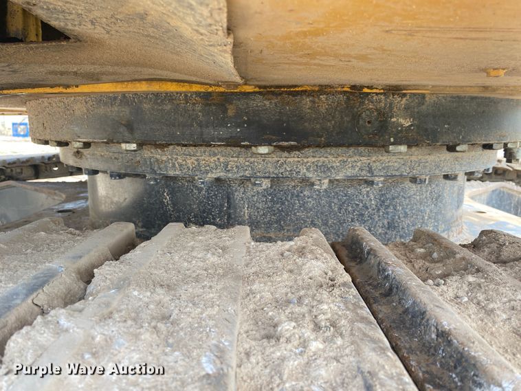 image for item DM4112 2013 John Deere 290GLC  excavator