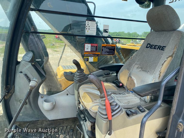 image for item DM4112 2013 John Deere 290GLC  excavator