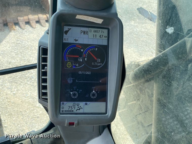 image for item DM4112 2013 John Deere 290GLC  excavator