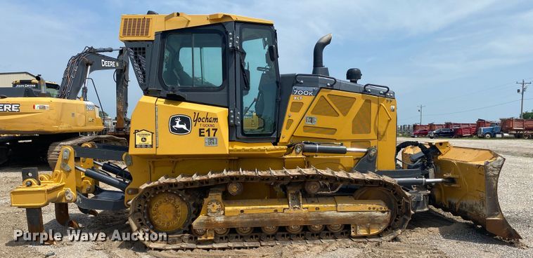 image for item DM4113 2015 John Deere 700KXLT  dozer