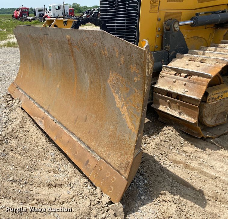 image for item DM4113 2015 John Deere 700KXLT  dozer