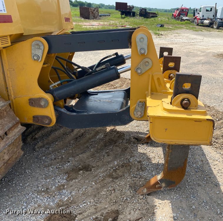 image for item DM4113 2015 John Deere 700KXLT  dozer