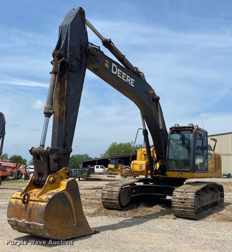 image for item DM4114 2011 John Deere 290G LC  excavator