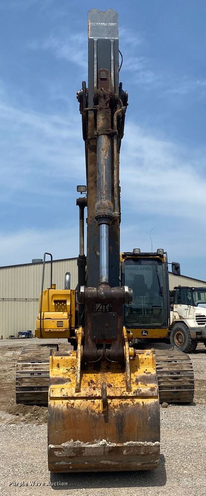 image for item DM4114 2011 John Deere 290G LC  excavator