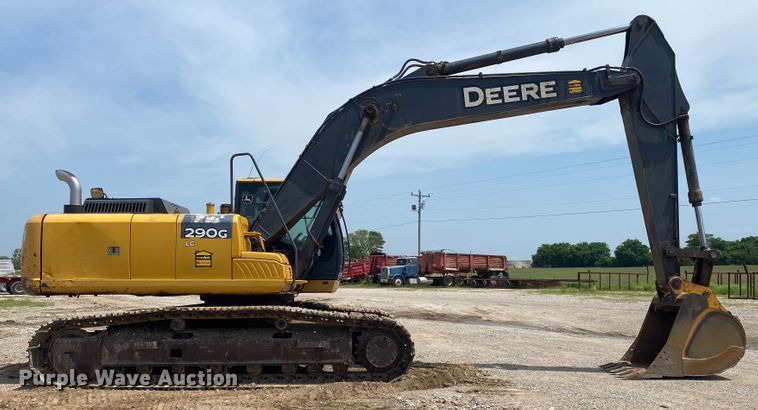 image for item DM4114 2011 John Deere 290G LC  excavator