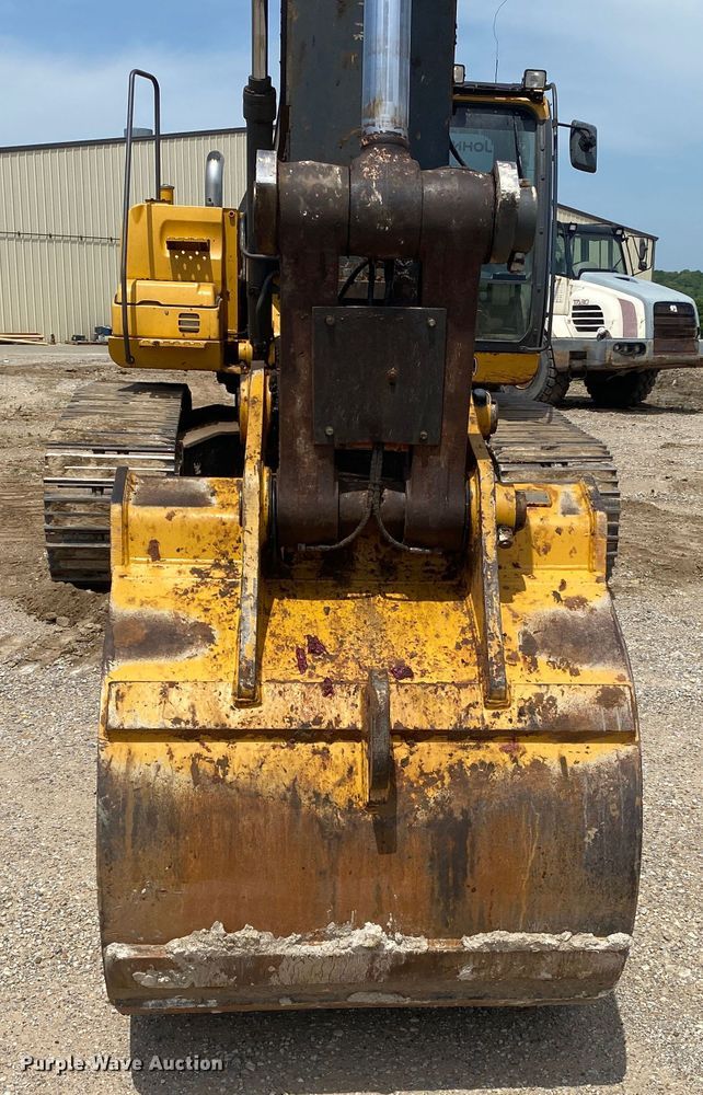 image for item DM4114 2011 John Deere 290G LC  excavator