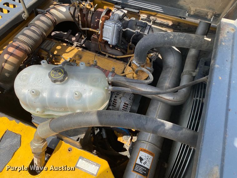 image for item DM4114 2011 John Deere 290G LC  excavator