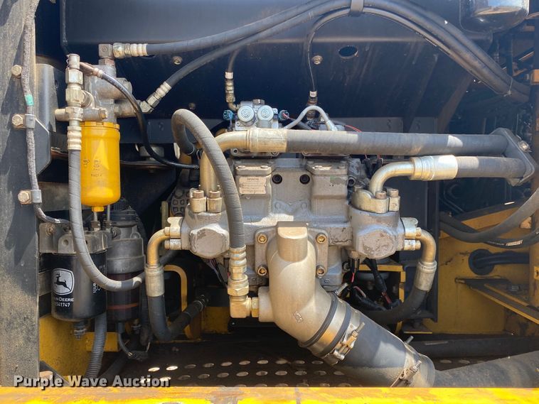 image for item DM4114 2011 John Deere 290G LC  excavator