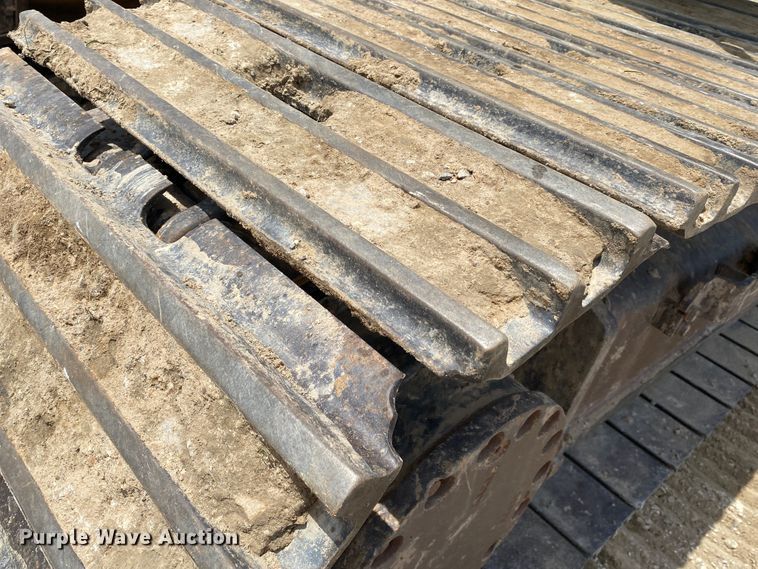 image for item DM4114 2011 John Deere 290G LC  excavator