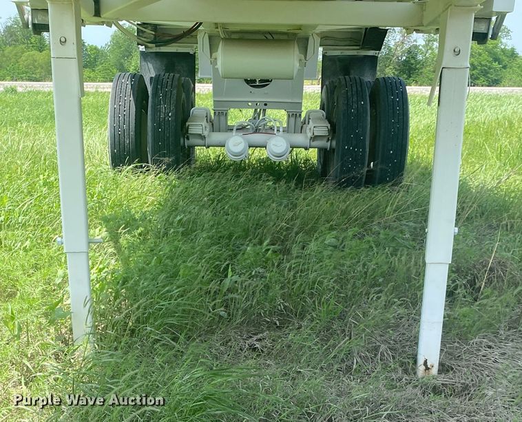 image for item DM4115 2004 Clement HL3034  end dump trailer