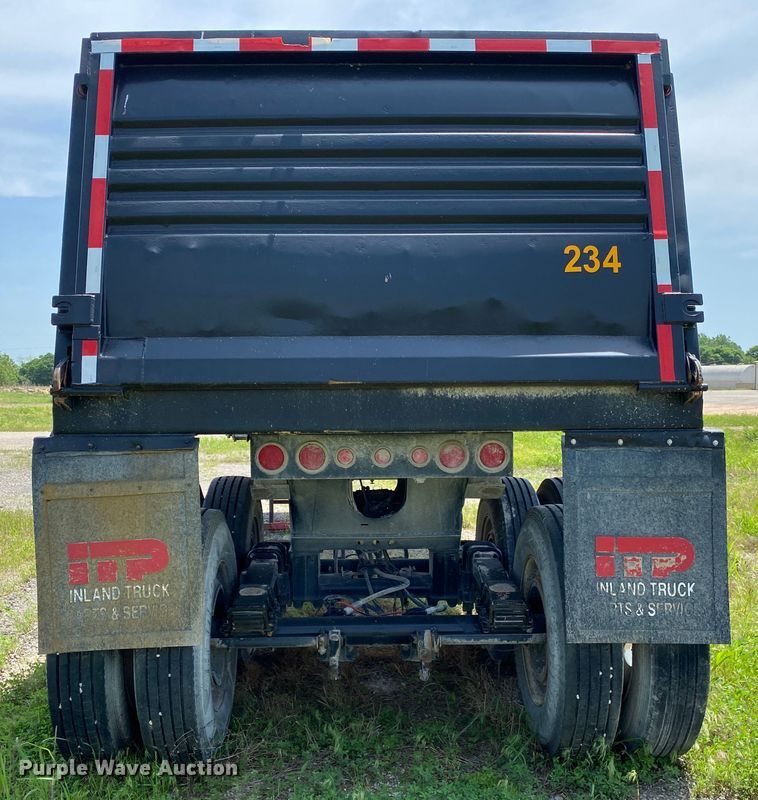 image for item DM4116 2004 Clement  end dump trailer