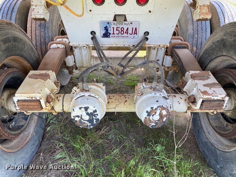 image for item DM4118 2006 Construction Trailer Specialists HRD-32  end dump trailer