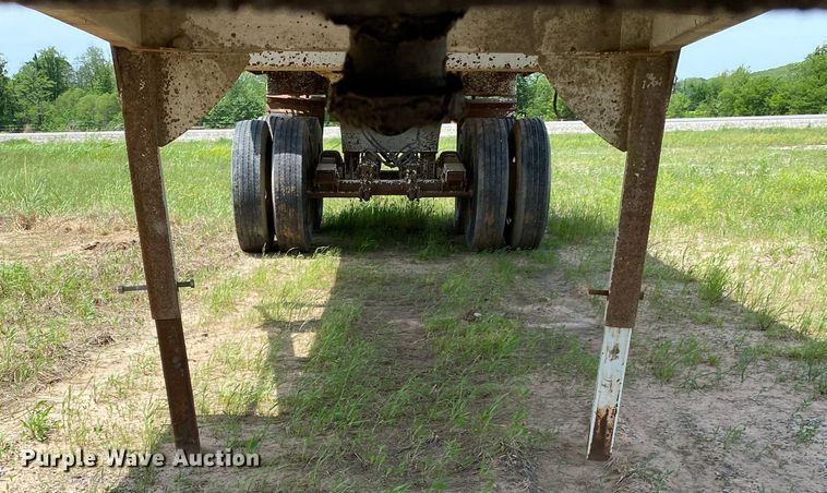 image for item DM4118 2006 Construction Trailer Specialists HRD-32  end dump trailer