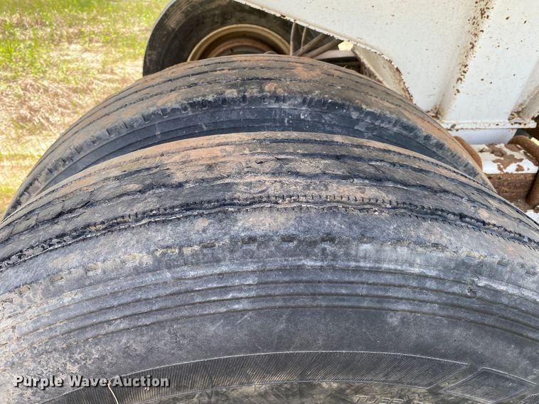 image for item DM4118 2006 Construction Trailer Specialists HRD-32  end dump trailer