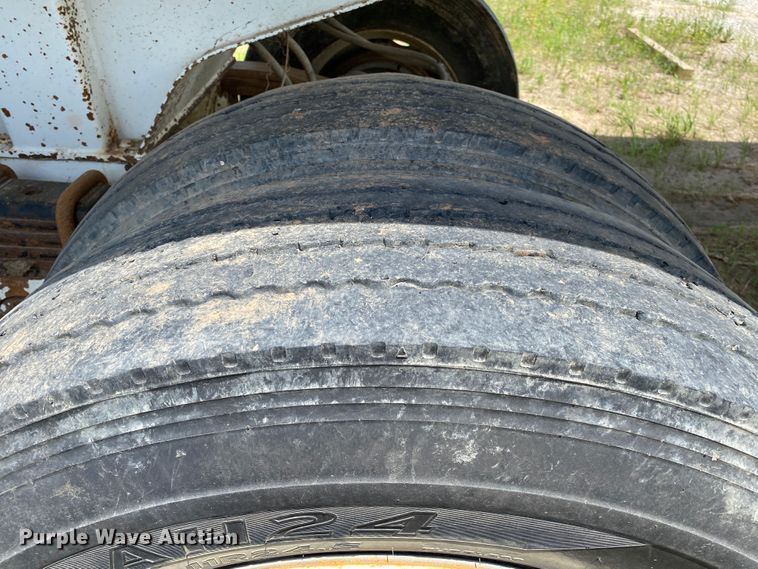 image for item DM4118 2006 Construction Trailer Specialists HRD-32  end dump trailer