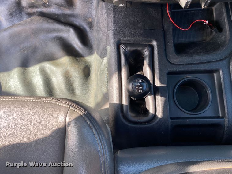 image for item DM4129 2015 Dodge Ram 5500HD  bucket truck