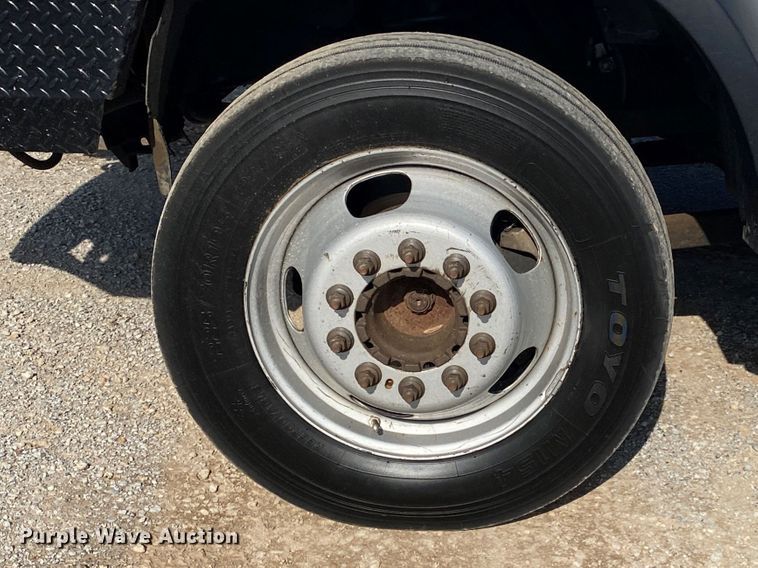 image for item DM4129 2015 Dodge Ram 5500HD  bucket truck