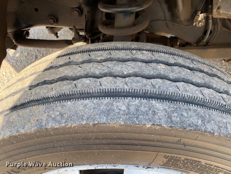 image for item DM4129 2015 Dodge Ram 5500HD  bucket truck