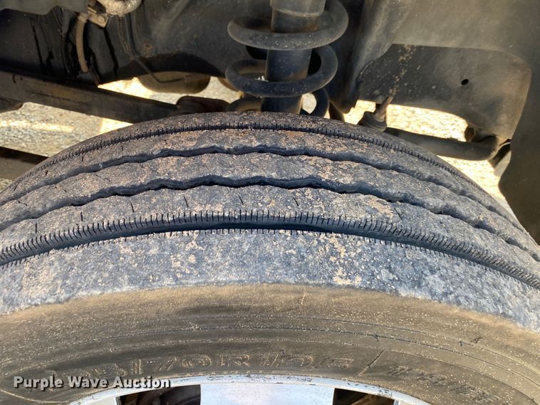 image for item DM4129 2015 Dodge Ram 5500HD  bucket truck