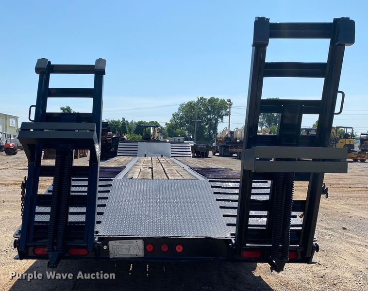 image for item DM4130 2005 Viking VFD46R16F35T  drop deck equipment trailer