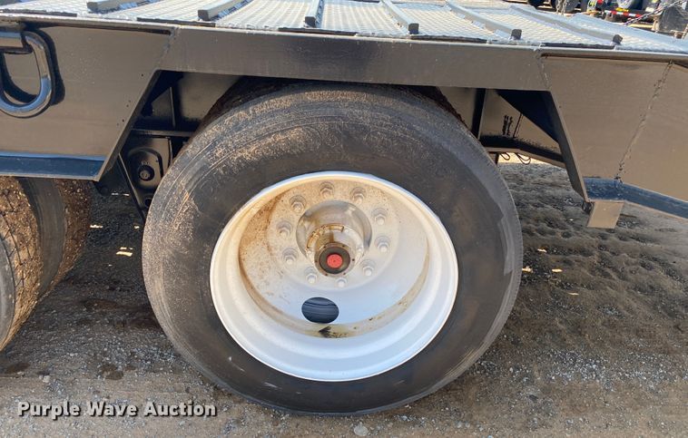 image for item DM4130 2005 Viking VFD46R16F35T  drop deck equipment trailer