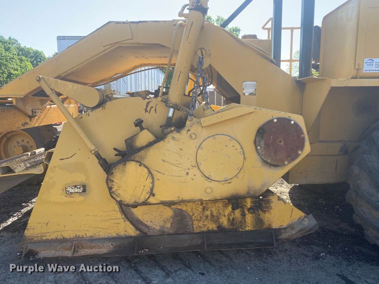 image for item DM4134 1992 Caterpillar RR-250  soil stabilizer