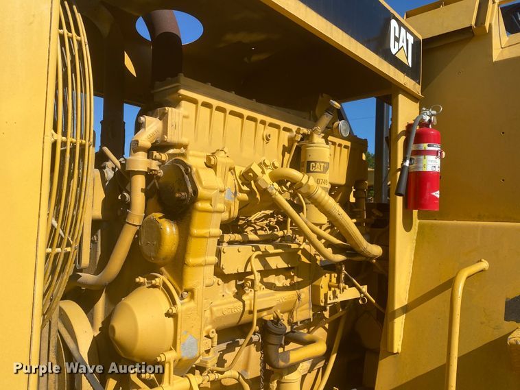 image for item DM4134 1992 Caterpillar RR-250  soil stabilizer