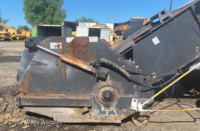 image for item DM4135 1995 Roadtec SB2500  Shuttle Buggy material transfer vehicle