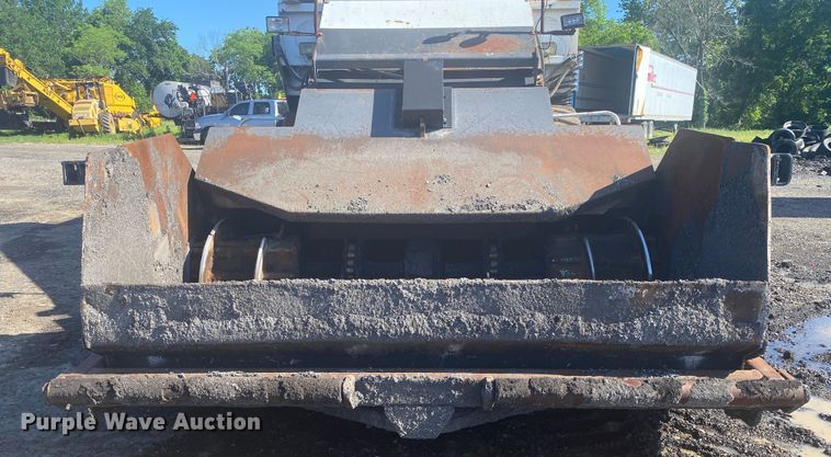 image for item DM4135 1995 Roadtec SB2500  Shuttle Buggy material transfer vehicle