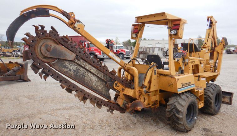 image for item DM6156 1999 Vermeer V5750  trencher