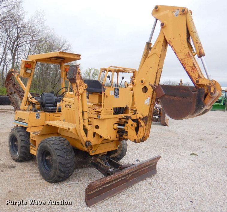 image for item DM6156 1999 Vermeer V5750  trencher