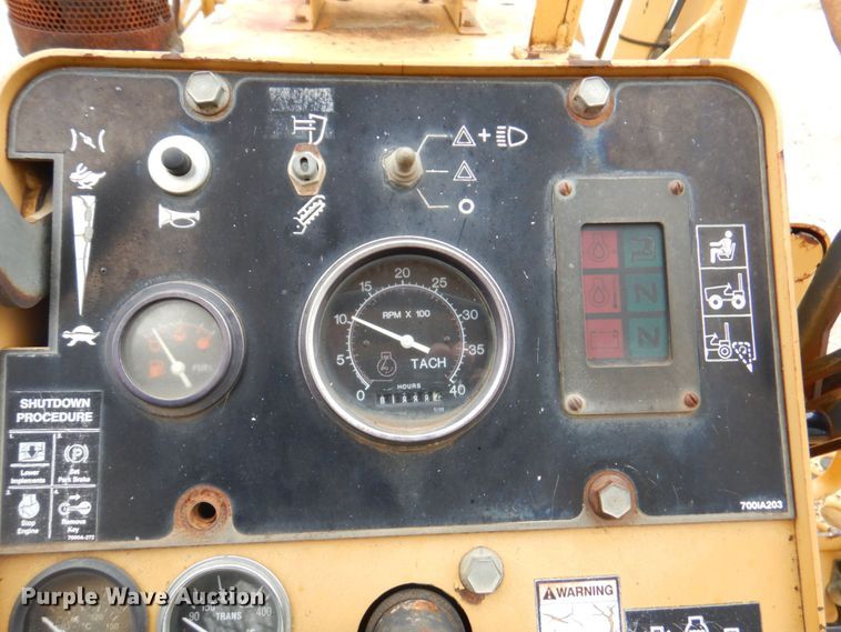 image for item DM6156 1999 Vermeer V5750  trencher