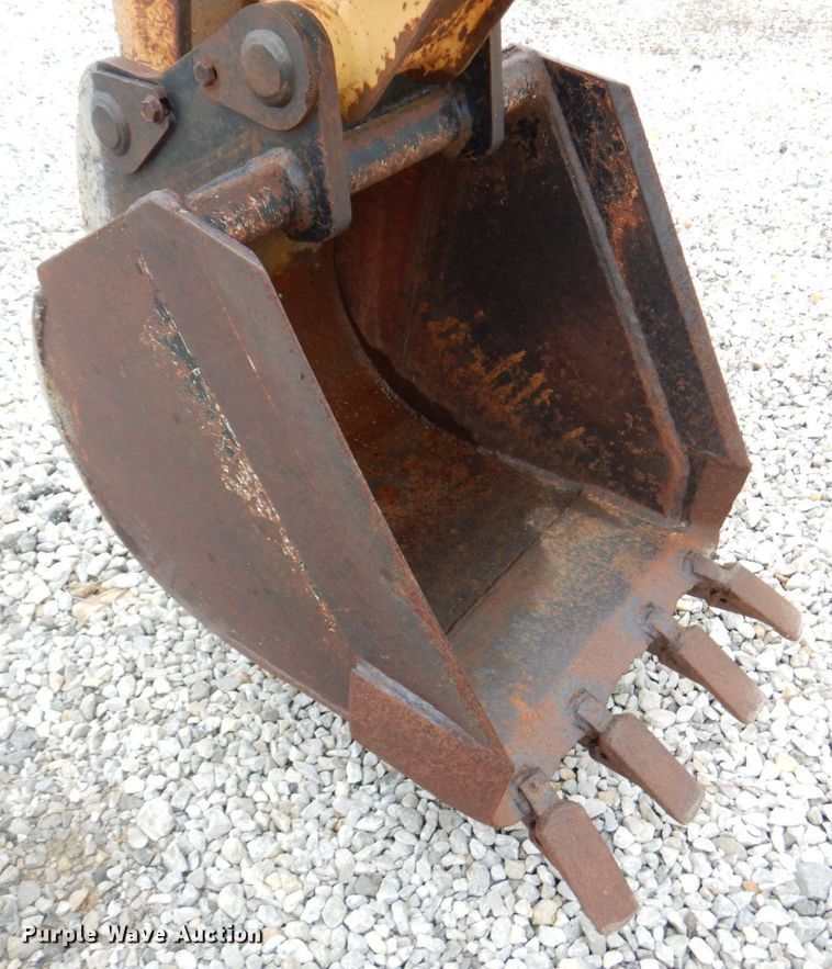 image for item DM6156 1999 Vermeer V5750  trencher