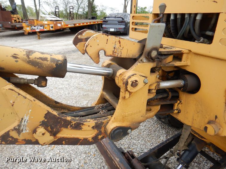 image for item DM6156 1999 Vermeer V5750  trencher