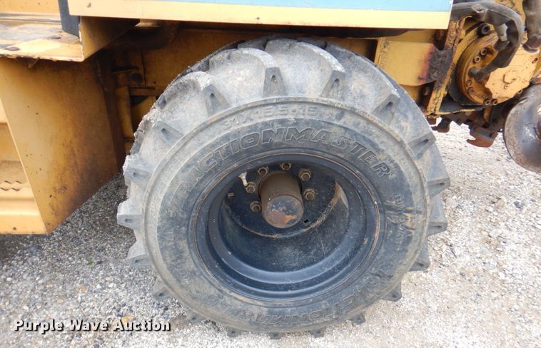 image for item DM6156 1999 Vermeer V5750  trencher